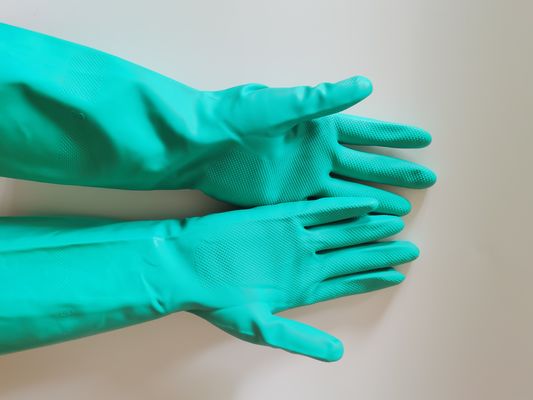 Ouvrages industriels Gants en nitrile de couleur verte d'épaisseur comprise entre 8 Mil et 20 Mil, adaptés à la protection des mains industrielles