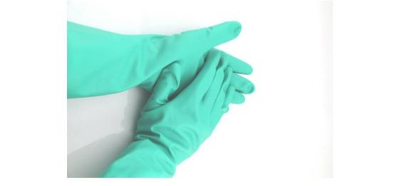 Gants à main en nitrile vert à revêtement non frotté Gants de protection jetables adaptés au nettoyage et à l'utilisation médicale dans la transformation alimentaire