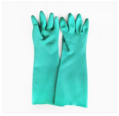 Huile résistante d'isolat de 22 Mil Green Nitrile Glove Solvent 18 pouces de doublure assemblée