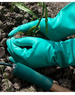 33 Cm Length Green Nitrile Glove Ambidextrous Nitrile Heavy Duty Protective Gloves Suitable Medical And Industrial Work