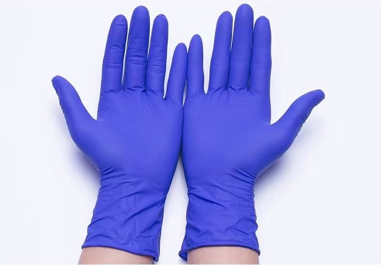 Quantité d'emballage 100 pièces par boîte Gants jetables résistants à l'huile conformes à la norme de sécurité EN455, parfaits pour les laboratoires et l'industrie chimique